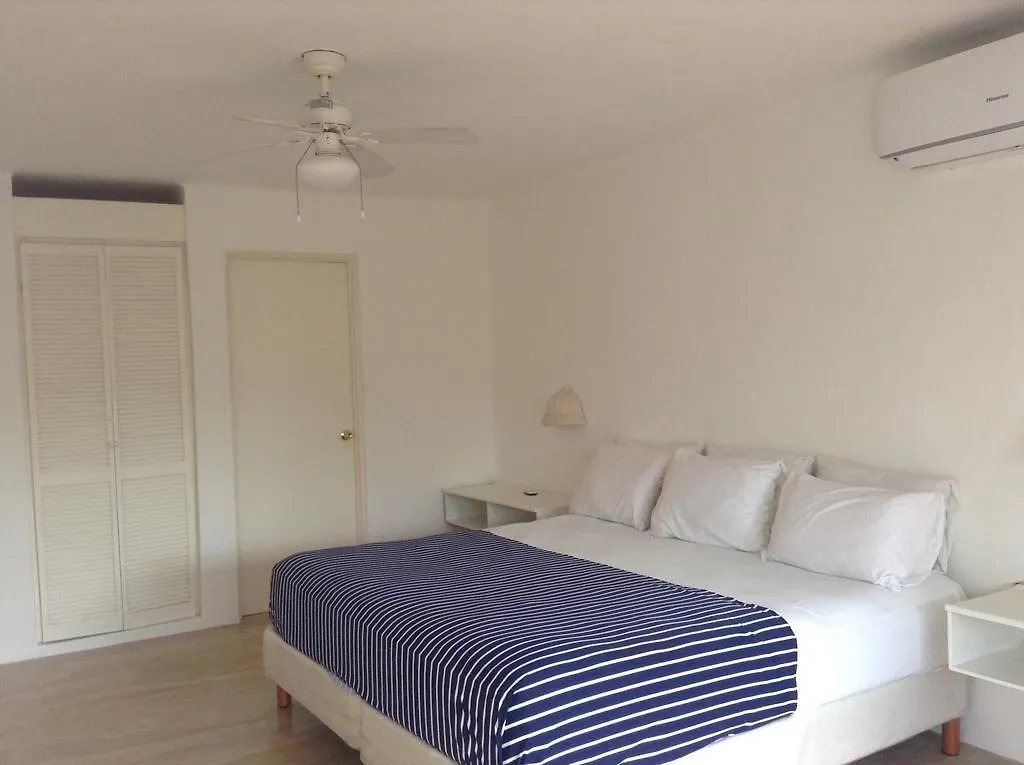 Mango Beach Apartment Cancun